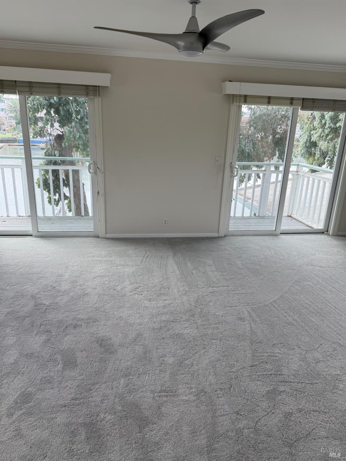 16 Harbor View Court San Rafael, CA 94901 - Photo 12 of 20 an empty room with windows
