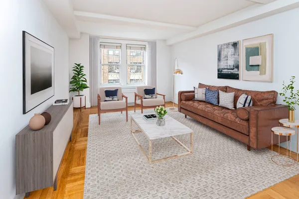$6,300 | 27 West 72nd Street, Unit 411 | Upper West Side