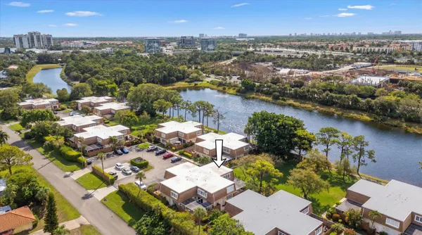 $4,500 | 4348 Hazel Avenue, Unit B, Palm Beach Gardens, FL 33410
