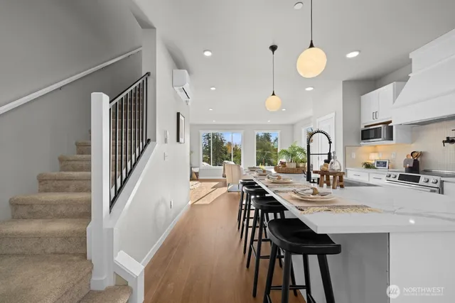 $779,990 | 16823 Alder Way, Unit E8, Lynnwood, WA 98037