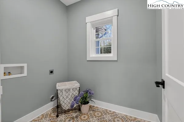 $424,900 | 587 Memorial Park Drive, Sparta, NC 28675