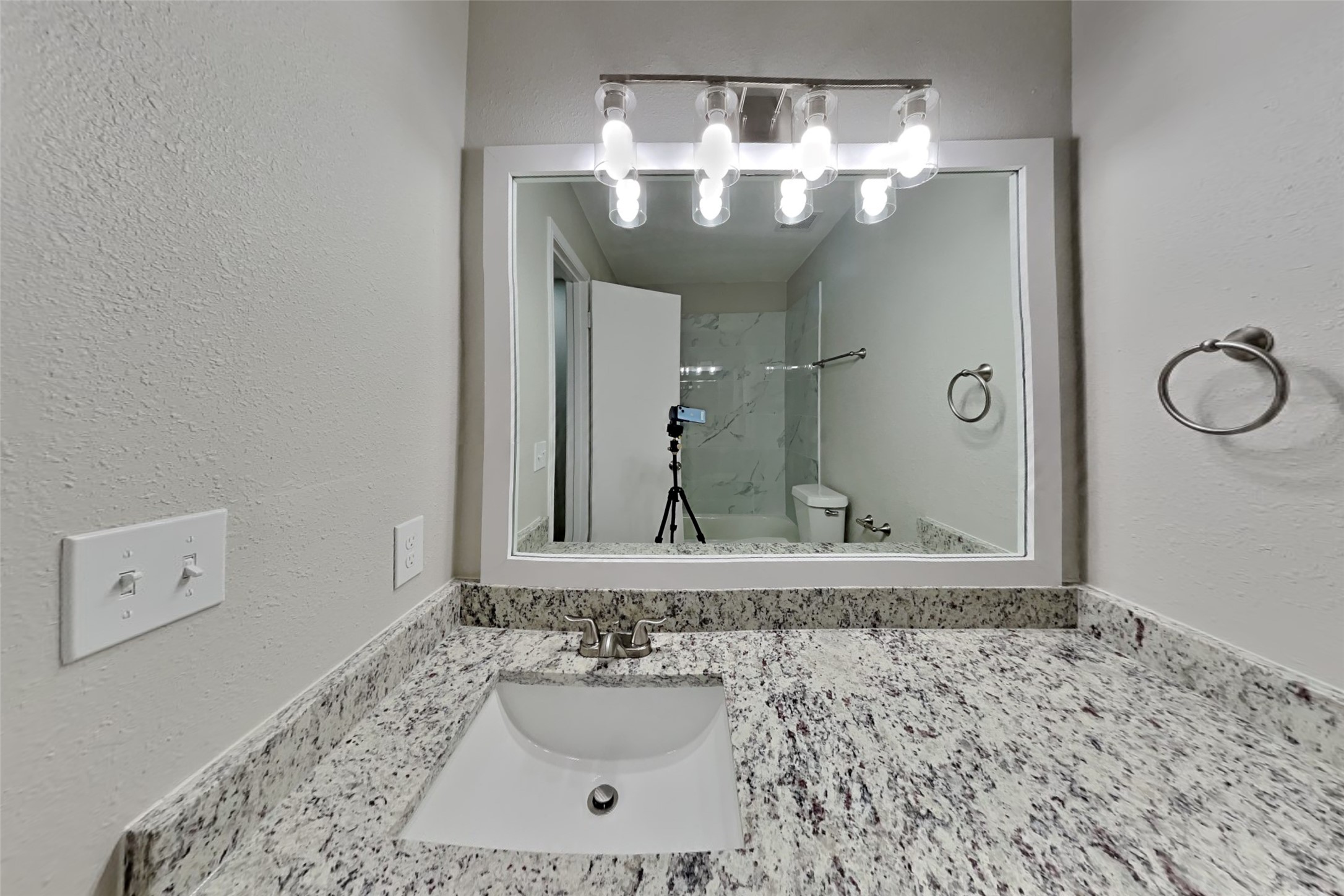 38 Still Corner Place Spring, TX 77381 - Photo 16 of 19
