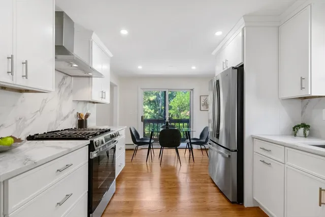 $6,700 | 29 Cottage Street, Unit 29, Newton, MA 02464