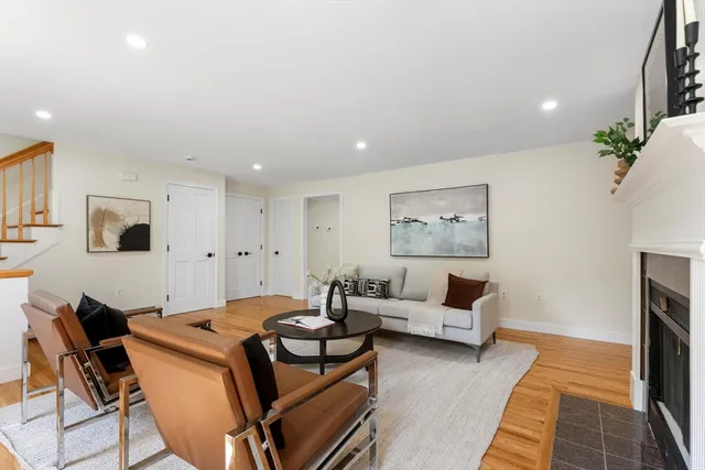 $6,700 | 29 Cottage Street, Unit 29, Newton, MA 02464