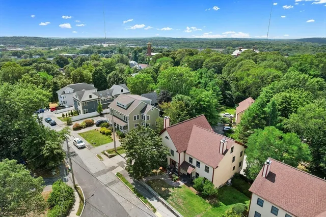 $6,700 | 29 Cottage Street, Unit 29, Newton, MA 02464