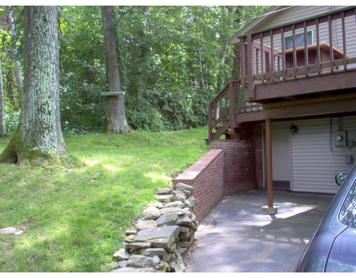 520 Ridge Road Wilbraham, MA 01095 - Photo 3 of 8