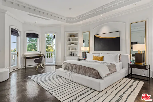 $85,000 | 1091 Laurel Way, Beverly Hills, CA 90210