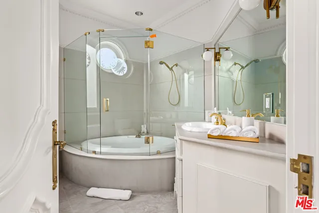 $85,000 | 1091 Laurel Way, Beverly Hills, CA 90210