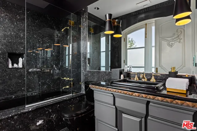 $85,000 | 1091 Laurel Way, Beverly Hills, CA 90210