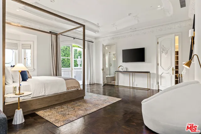 $85,000 | 1091 Laurel Way, Beverly Hills, CA 90210