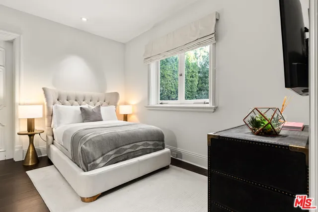 $85,000 | 1091 Laurel Way, Beverly Hills, CA 90210