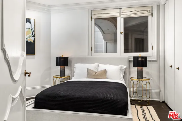 $85,000 | 1091 Laurel Way, Beverly Hills, CA 90210