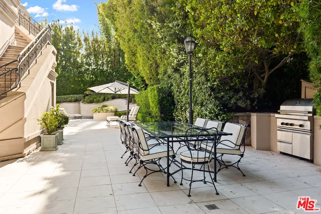 $85,000 | 1091 Laurel Way, Beverly Hills, CA 90210