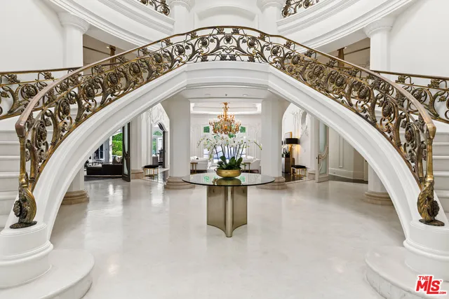 $85,000 | 1091 Laurel Way, Beverly Hills, CA 90210