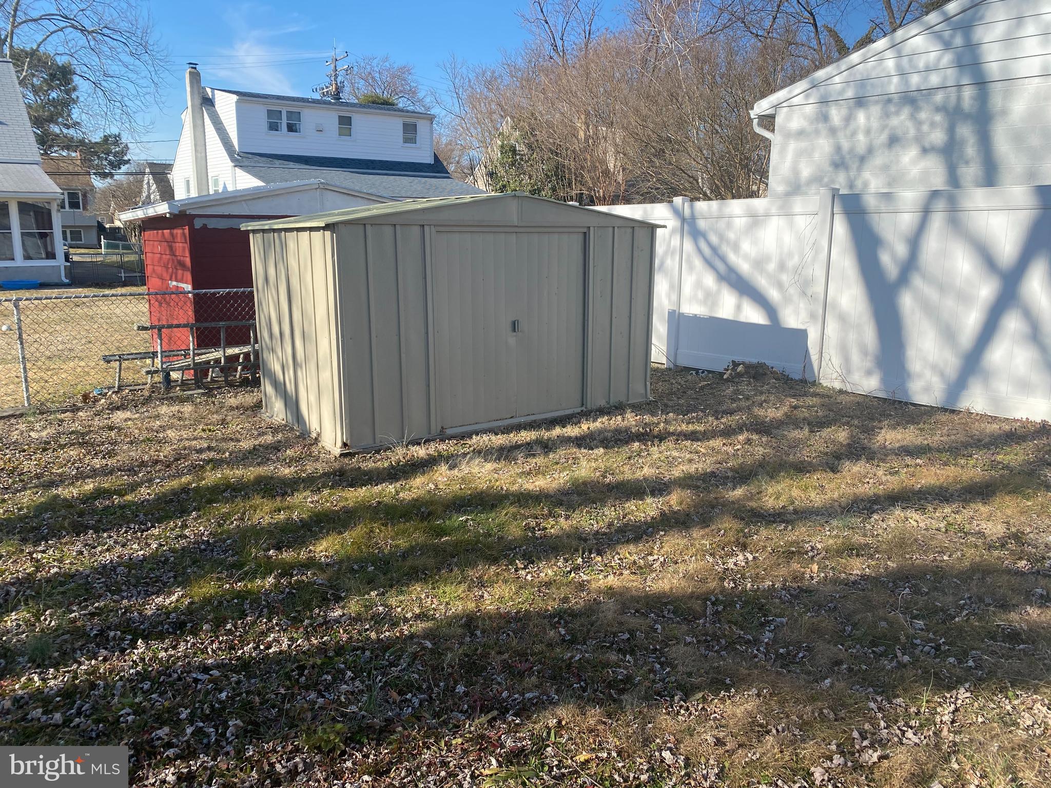 224 Wanda Road Pasadena, MD 21122 - Photo 25 of 33 Aluminum Shed