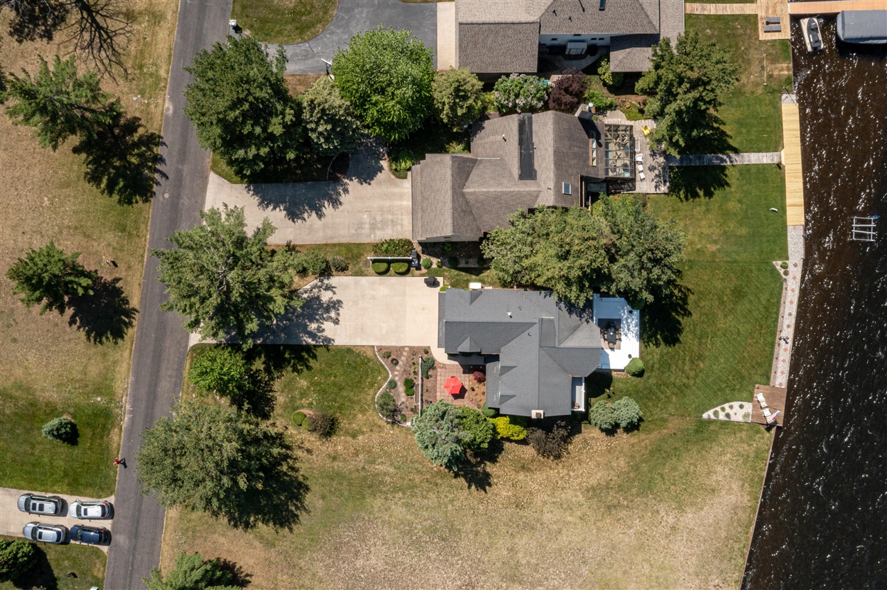 5400 Tonto Road Pentwater, MI 49449 - Photo 5 of 56