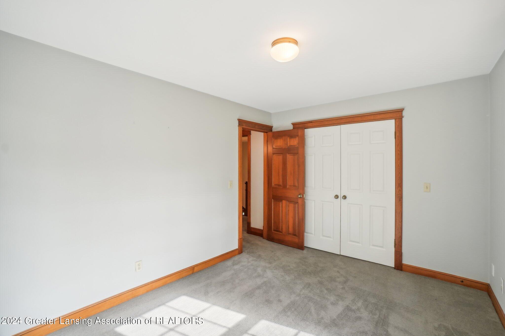 178 Damon Road Haslett, MI 48840 - Photo 18 of 58 Damon Rd-016