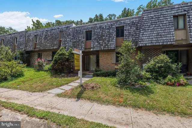 $440,000 | 19621 Sparr Spring Road, Montgomery Village, MD 20886