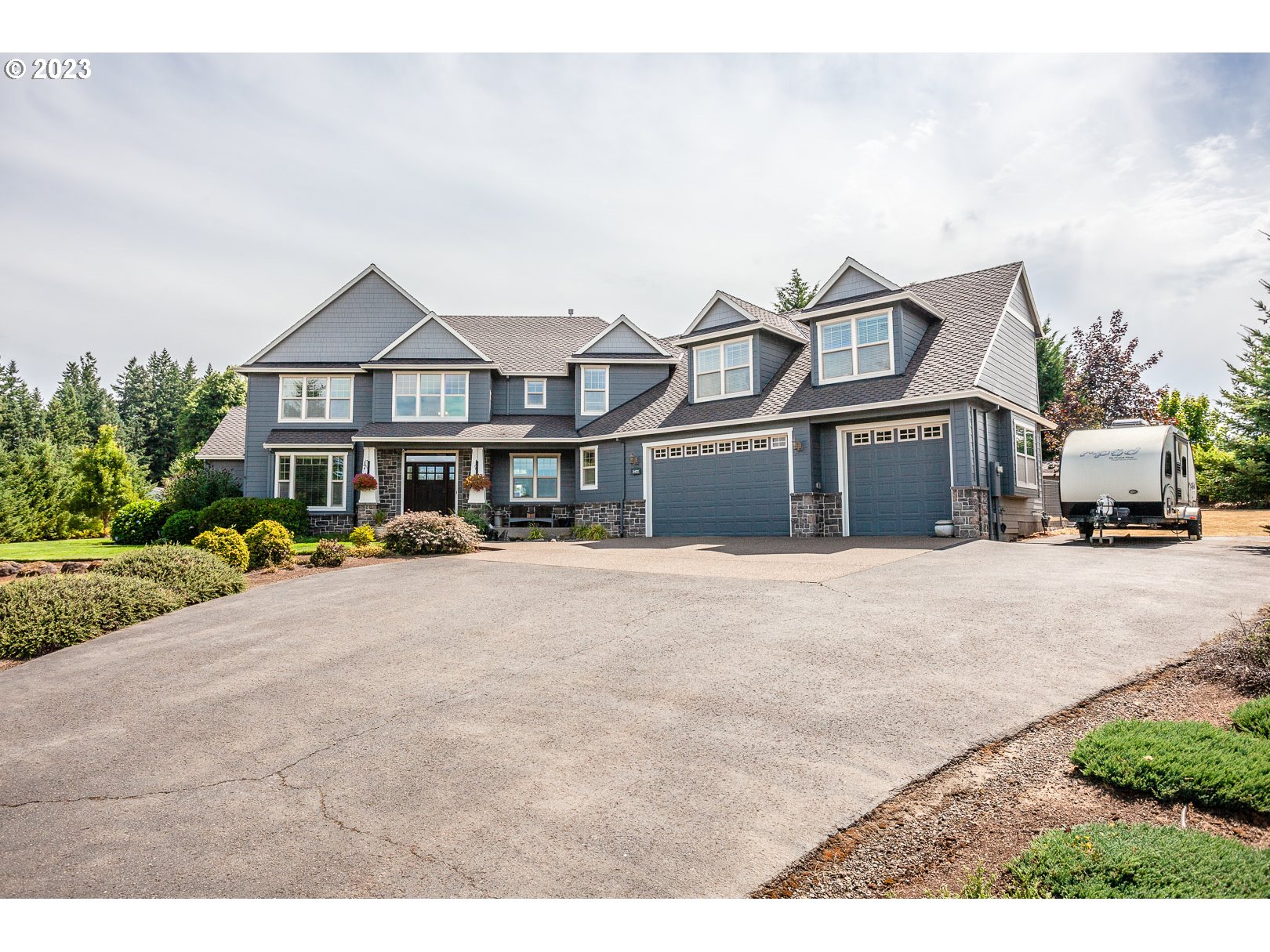 21432 South Levi Road Beavercreek, OR 97004 - Photo 1 of 45 Gallery Image 1