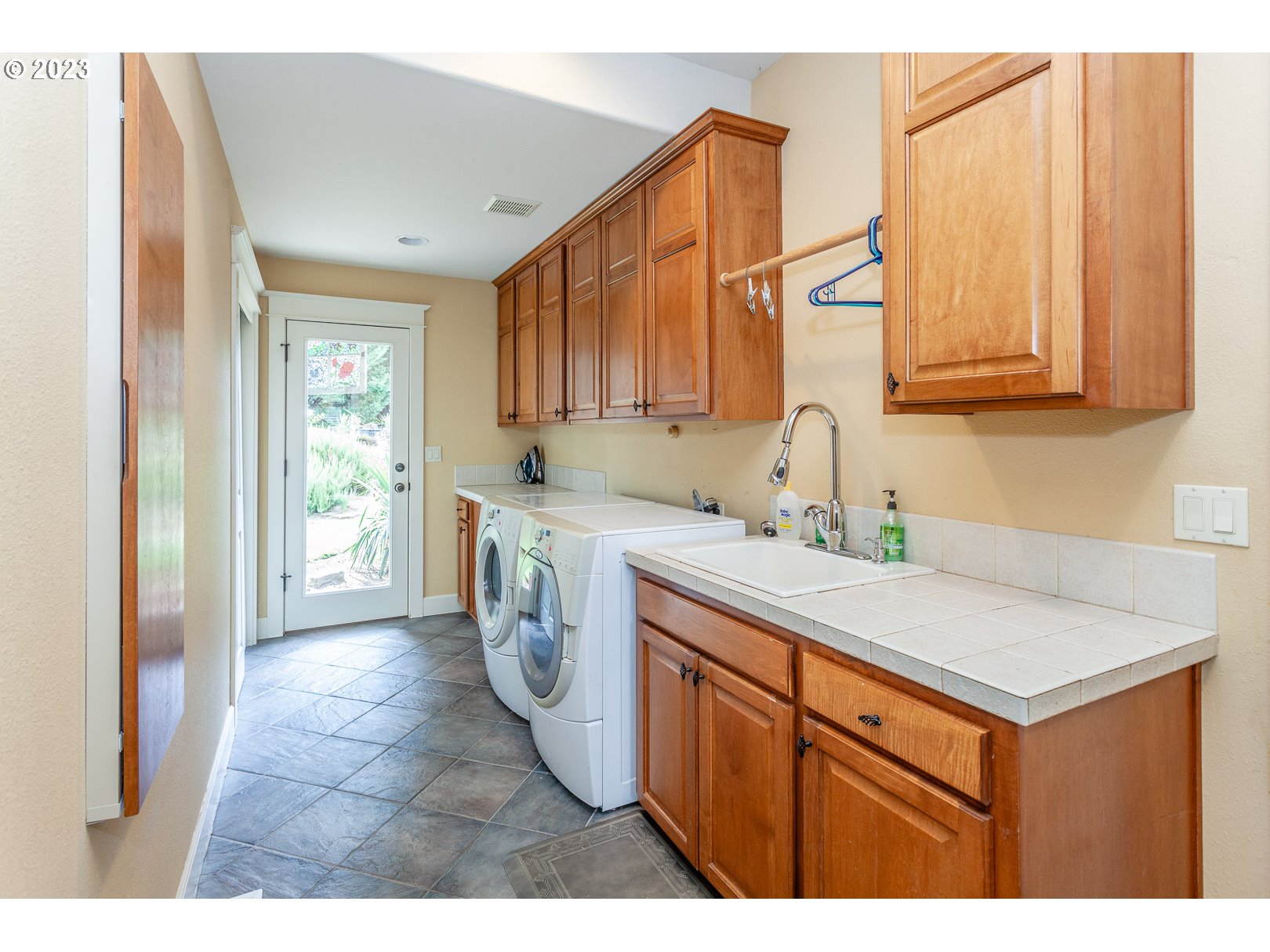 21432 South Levi Road Beavercreek, OR 97004 - Photo 21 of 45 Gallery Image 21