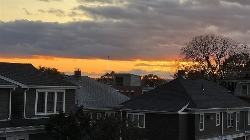 726 East 8th Street, Unit 3 Boston, MA 02127 - Photo 7 of 11 a view of a balcony