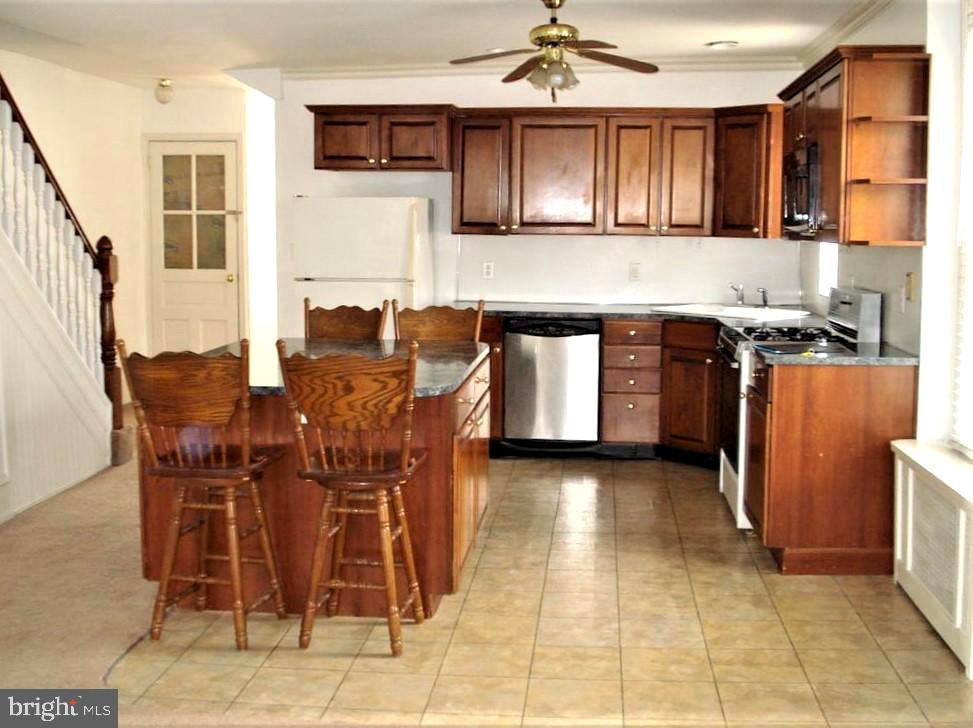 4134 Manayunk Avenue Philadelphia, PA 19128 - Photo 23 of 32 2BR - Kitchen