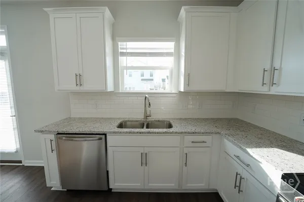 $2,750 | 257 Brookline Drive, Savannah, GA 31407