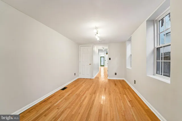 $2,500 | 31 South Ann Street, Baltimore, MD 21231