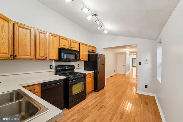 $2,500 | 31 South Ann Street, Baltimore, MD 21231