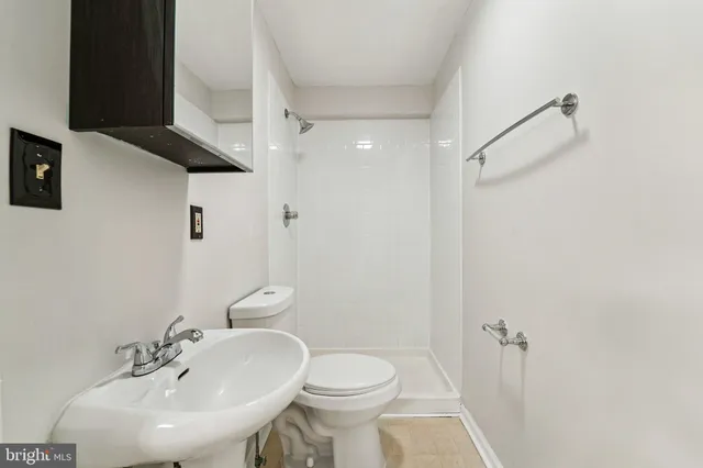 $2,500 | 31 South Ann Street, Baltimore, MD 21231