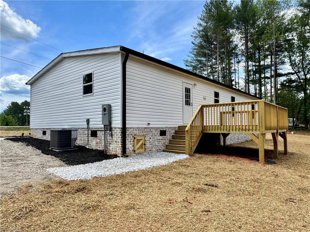 899 Maple Grove Hays, NC 28635 - Photo 4 of 22