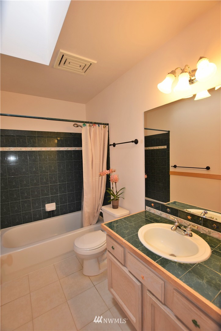 752 Bremerton Place Northeast Renton, WA 98059 - Photo 15 of 21 Gallery Image 15