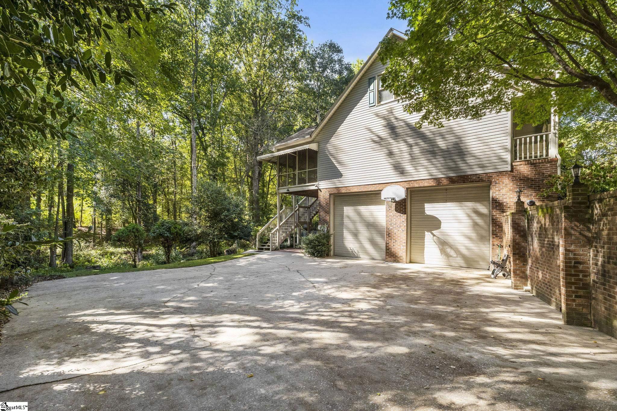 232 Hardwood Road Greenville, SC 29607 - Photo 29 of 33 Gallery Image 29