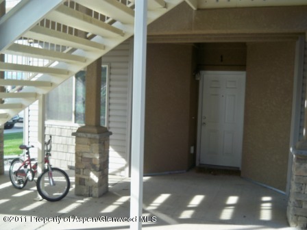 1992 Promontory Circle Rifle, CO 81650 - Photo 3 of 4 a view of a hallway with entryway