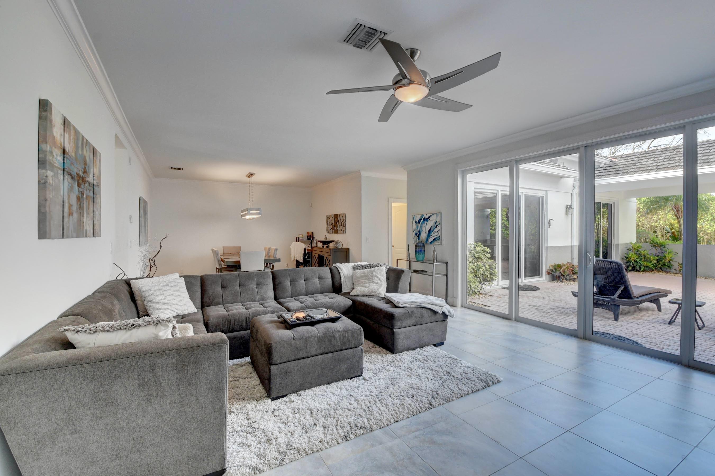 5843 Northwest 40th Terrace Boca Raton, FL 33496 - Photo 5 of 41 Living Room - 2