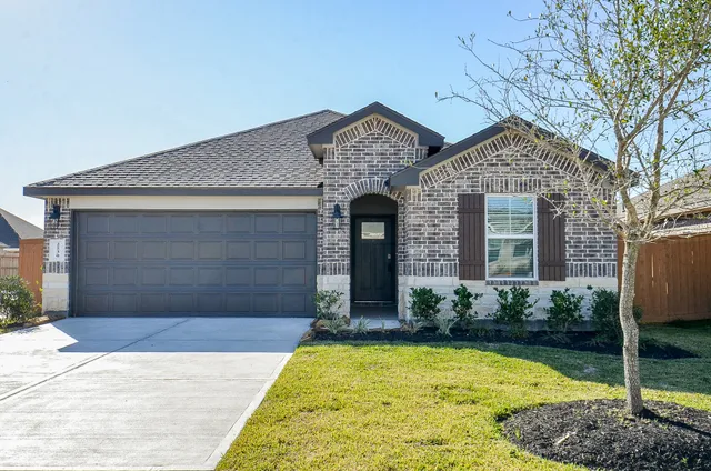 $2,400 | 2530 Ocean Jasper Drive, Iowa Colony, TX 77583