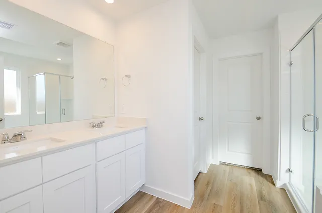 $2,400 | 2530 Ocean Jasper Drive, Iowa Colony, TX 77583