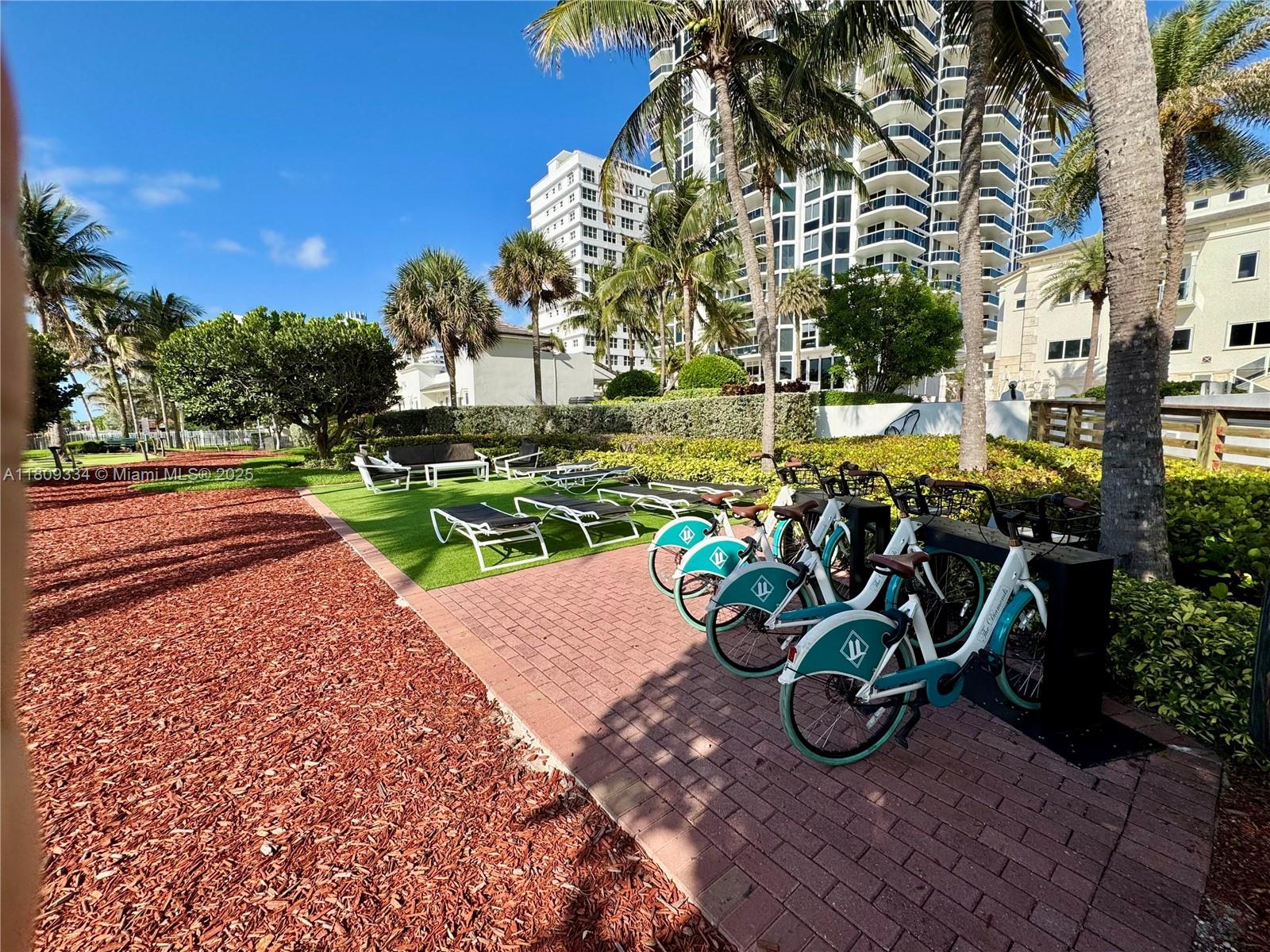 4779 Collins Avenue, Unit 2106 Miami Beach, FL 33140 - Photo 19 of 25