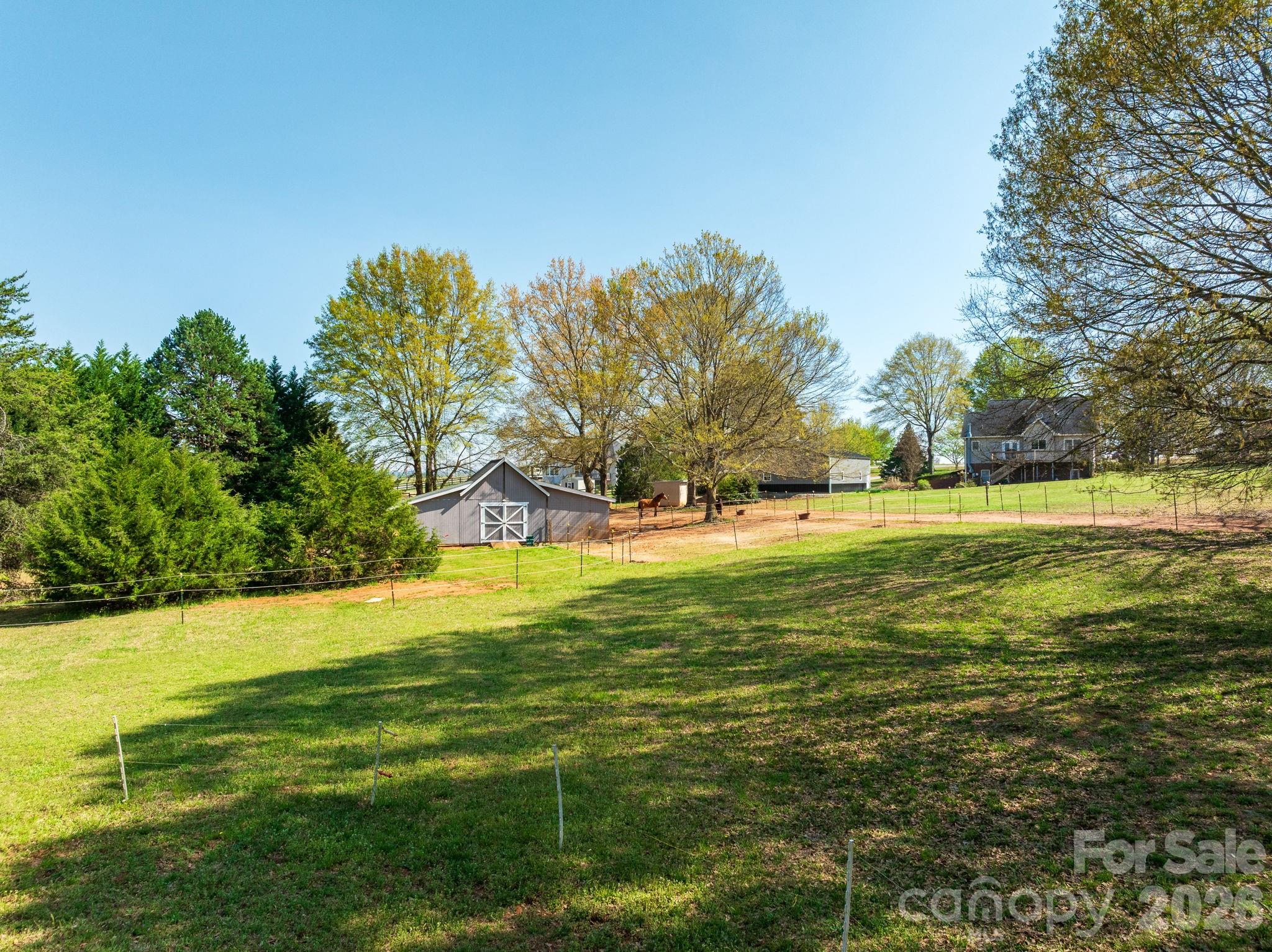 1570 Roddy Road Campobello, SC 29322 - Photo 33 of 38