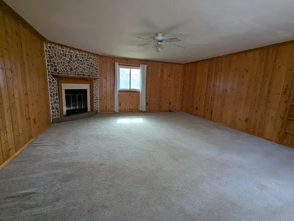 $119,900 | 216 Miller Drive, Albion, MI 49224