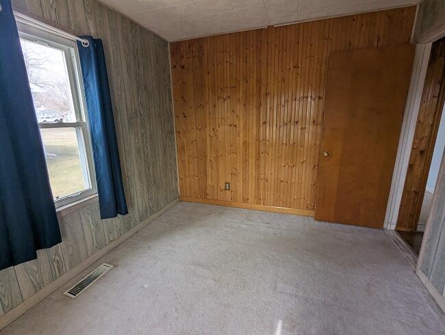 216 Miller Drive Albion, MI 49224 - Photo 7 of 9 2nd bedroom