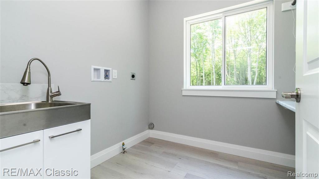 24084 Karr Road Belleville, MI 48111 - Photo 46 of 94