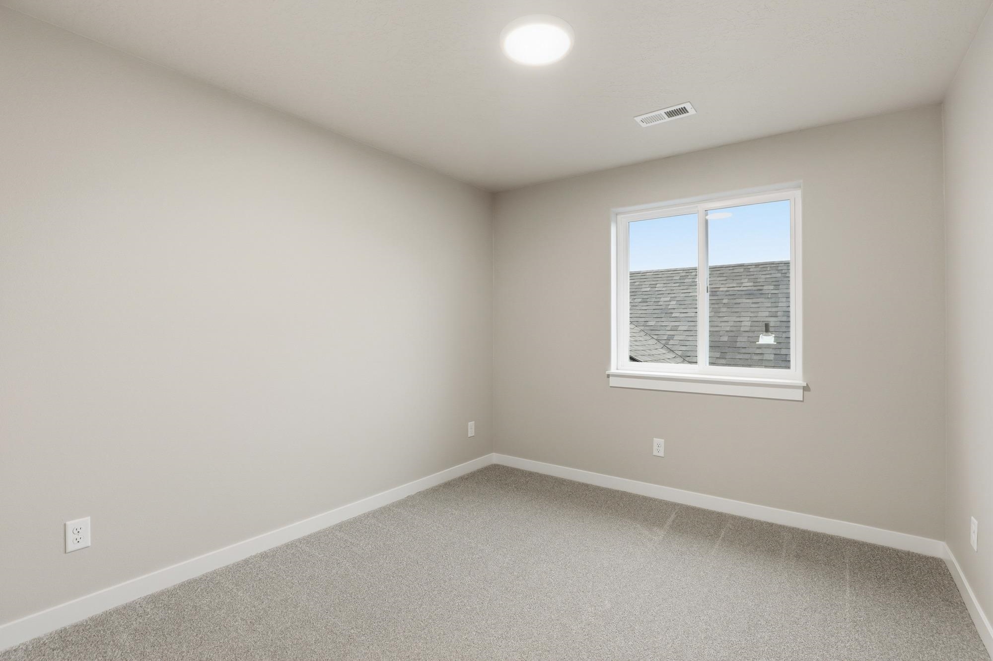 414 North Viewmont Road Greenacres, WA 99016 - Photo 10 of 12 Gallery Image 10