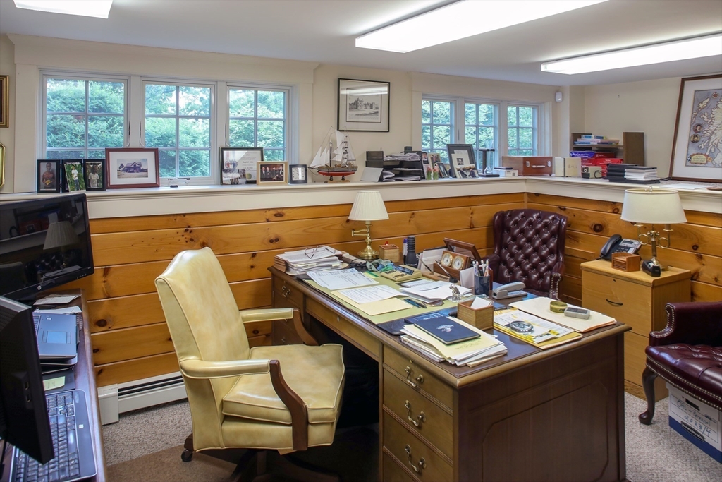 12 Rockwood Road Hingham, MA 02043 - Photo 33 of 40