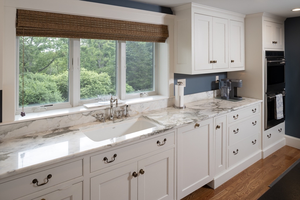 12 Rockwood Road Hingham, MA 02043 - Photo 8 of 40