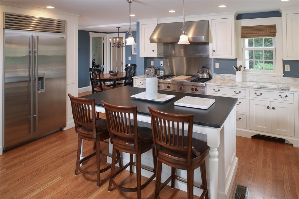 12 Rockwood Road Hingham, MA 02043 - Photo 9 of 40