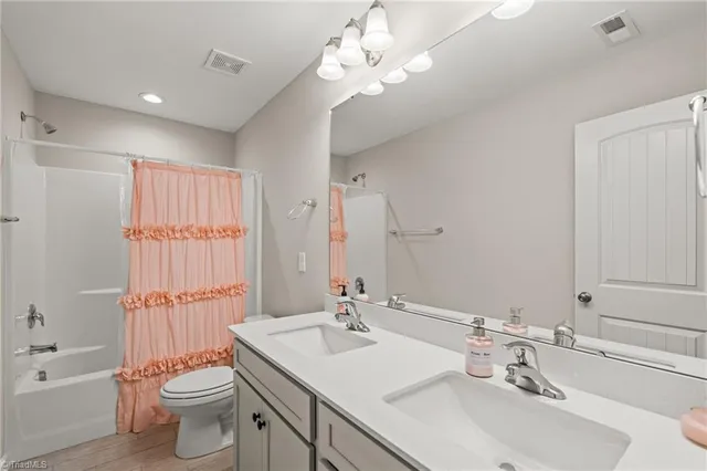 $423,500 | 104 Red Maple Way, King, NC 27021