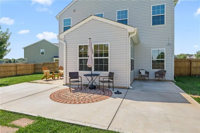 $423,500 | 104 Red Maple Way, King, NC 27021