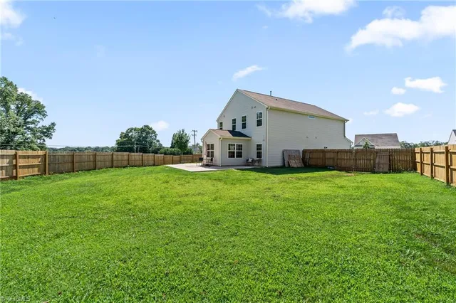 $423,500 | 104 Red Maple Way, King, NC 27021