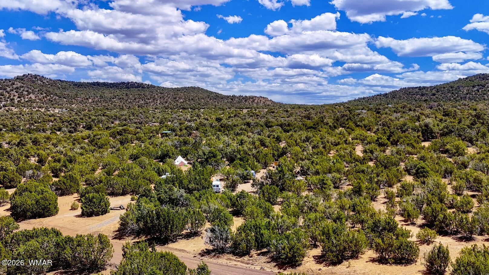 15 County Road Show Low, AZ 85901 - Photo 4 of 8 a view of a city
